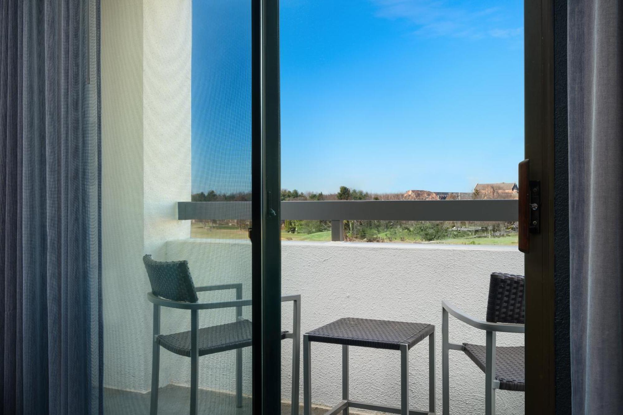 Courtyard Columbus Worthington Hotel Екстериор снимка